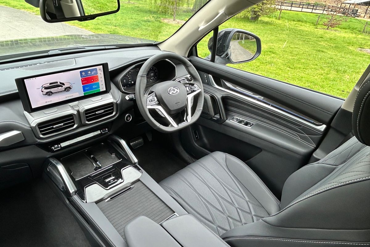 2025 LDV D90 Executive SV9A