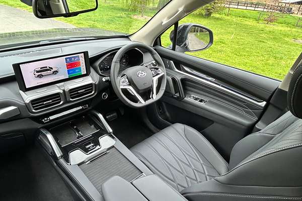 2025 LDV D90 Executive SV9A