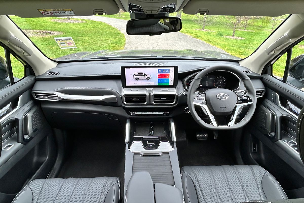 2025 LDV D90 Executive SV9A