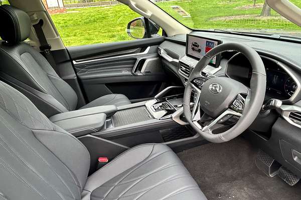 2025 LDV D90 Executive SV9A