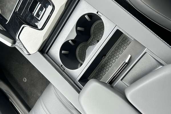 2025 LDV D90 Executive SV9A