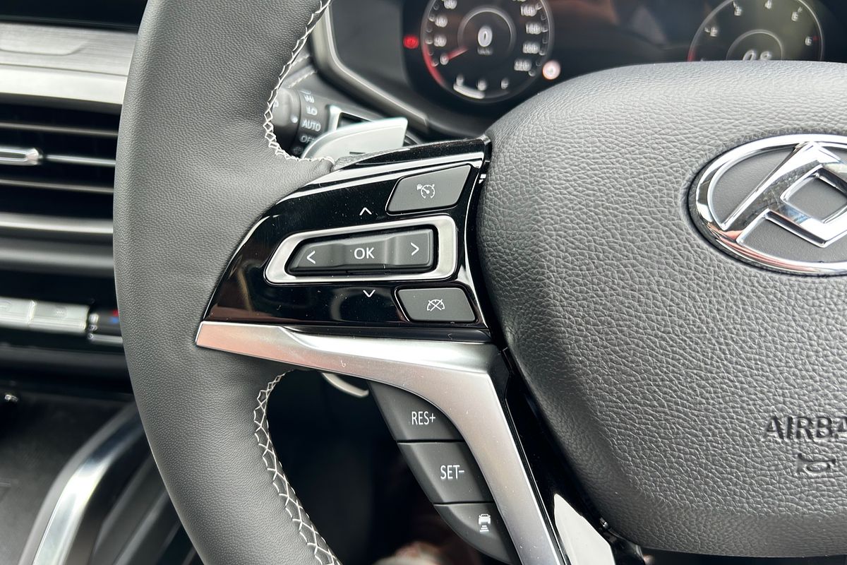 2025 LDV D90 Executive SV9A