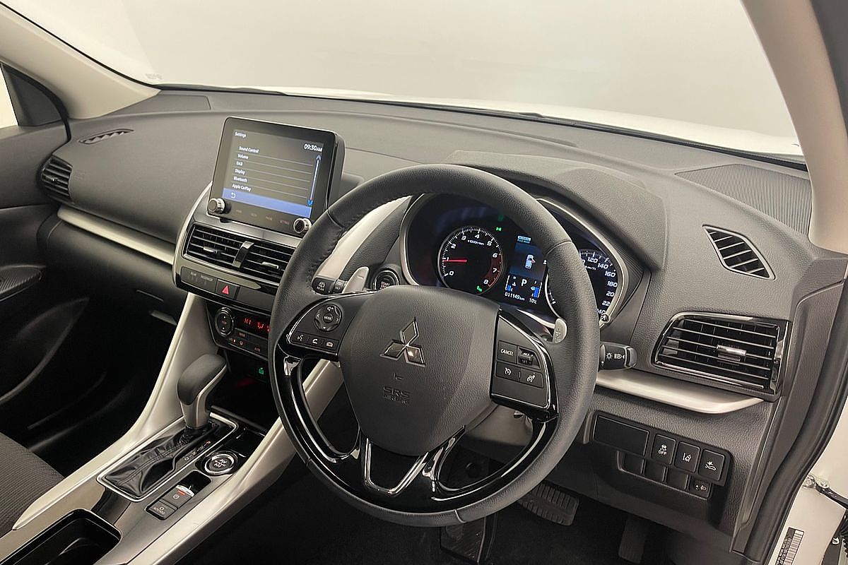 2024 Mitsubishi Eclipse Cross LS YB