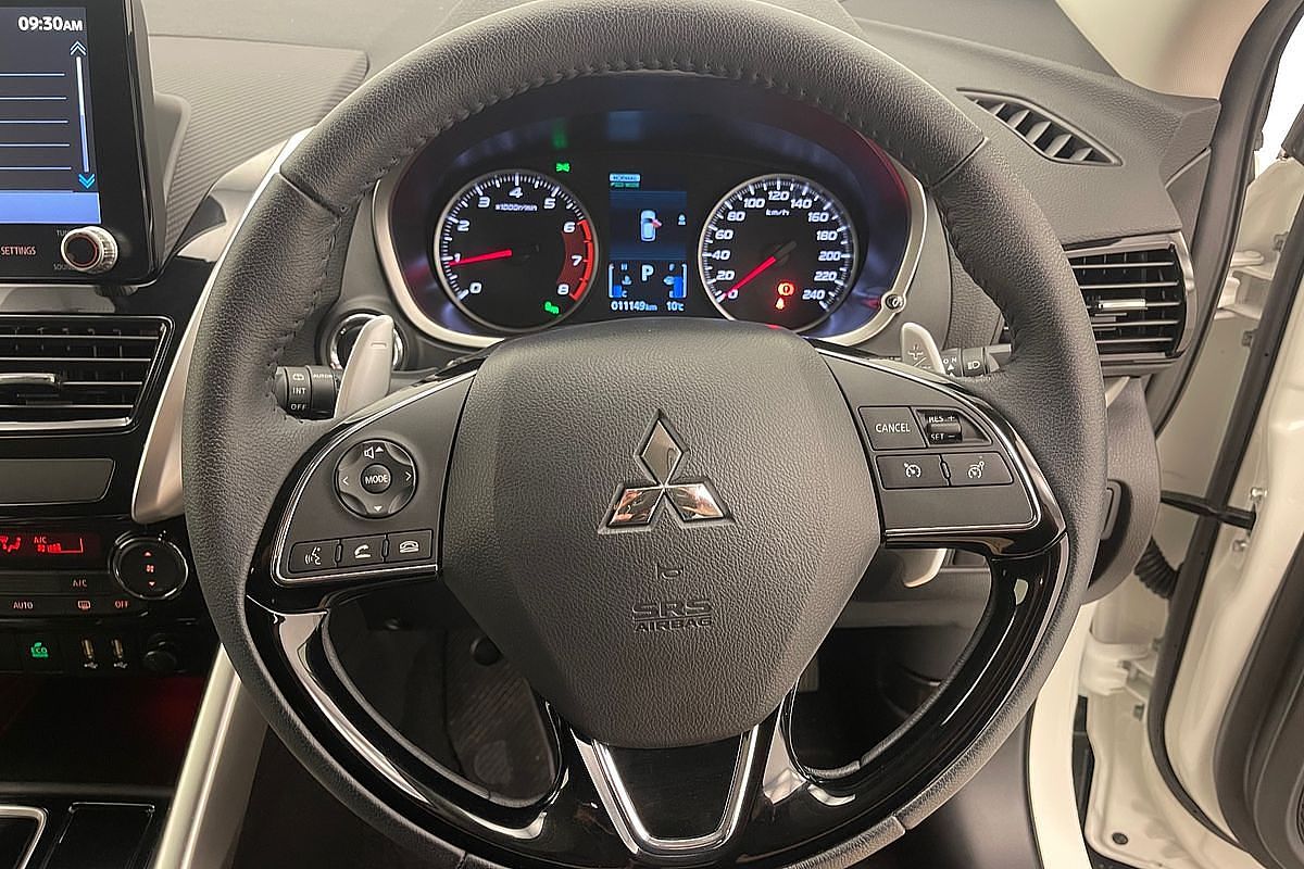 2024 Mitsubishi Eclipse Cross LS YB