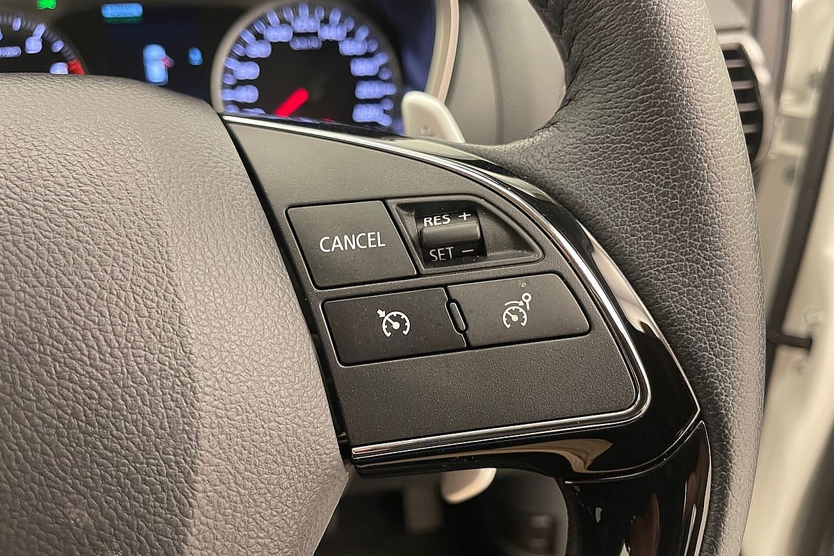 2024 Mitsubishi Eclipse Cross LS YB