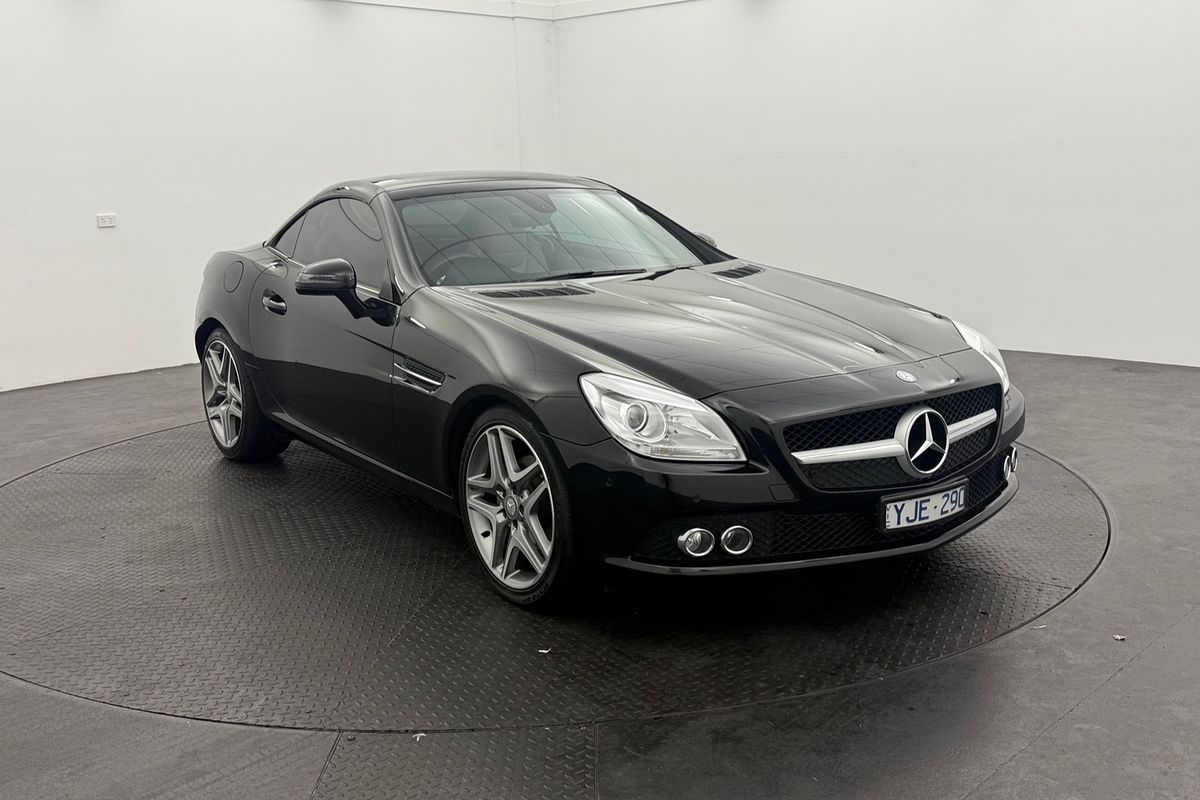 2011 Mercedes-Benz SLK-Class SLK200 BlueEFFICIENCY R172
