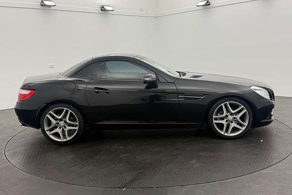 2011 Mercedes-Benz SLK-Class SLK200 BlueEFFICIENCY R172