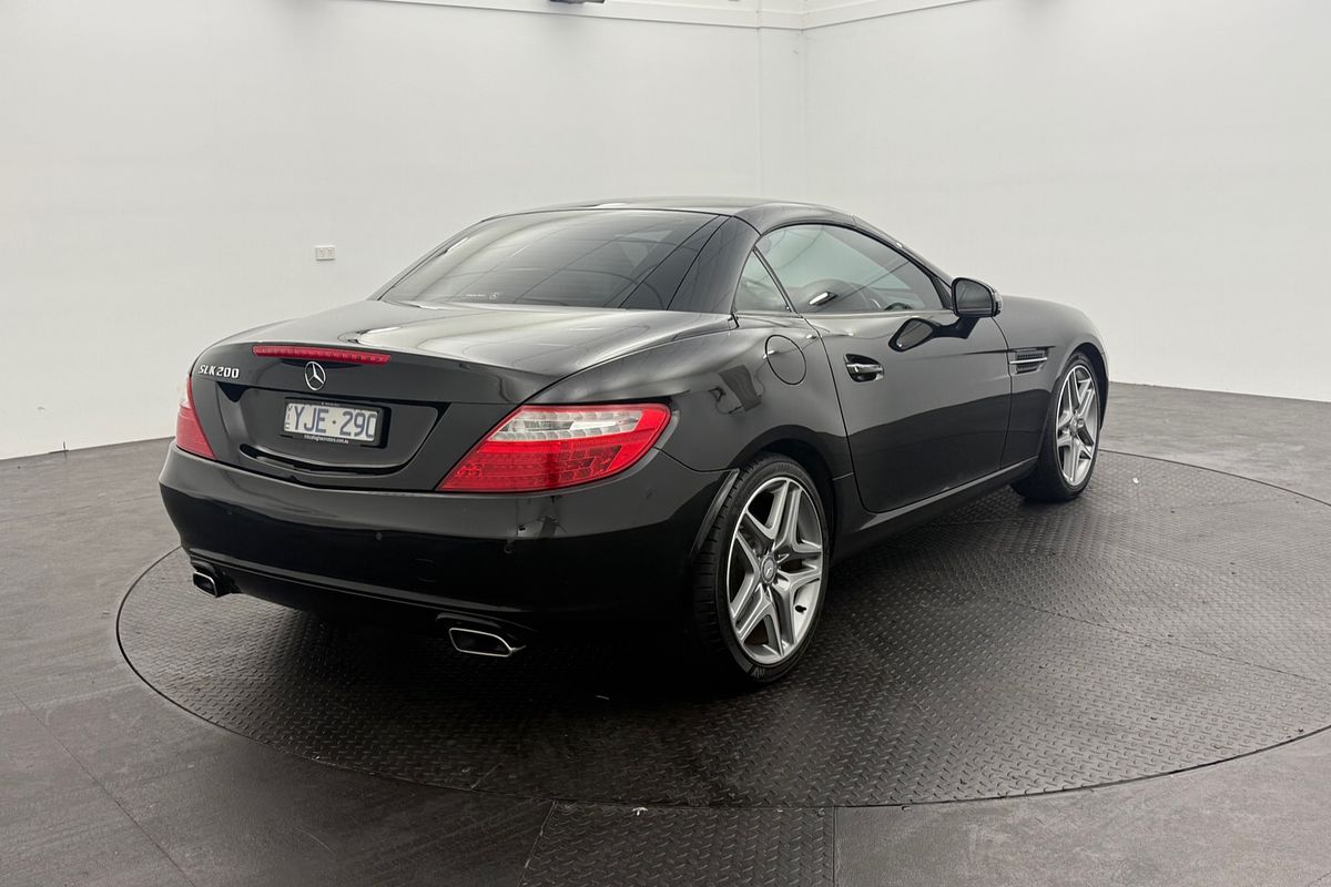 2011 Mercedes-Benz SLK-Class SLK200 BlueEFFICIENCY R172