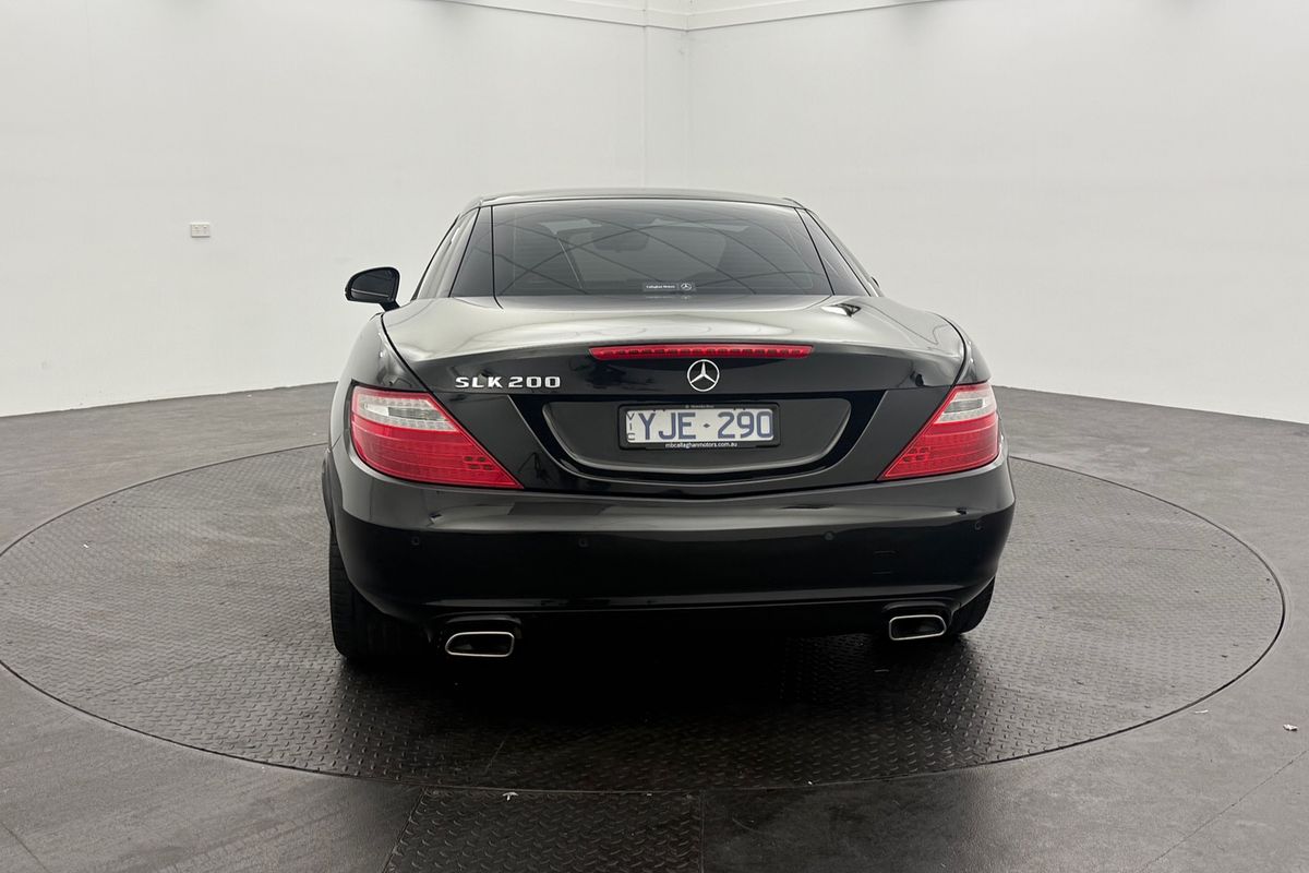 2011 Mercedes-Benz SLK-Class SLK200 BlueEFFICIENCY R172