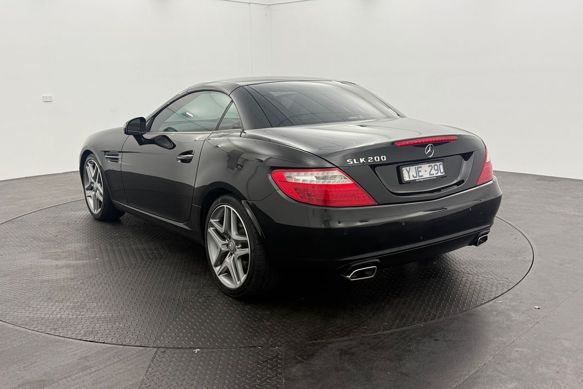 2011 Mercedes-Benz SLK-Class SLK200 BlueEFFICIENCY R172