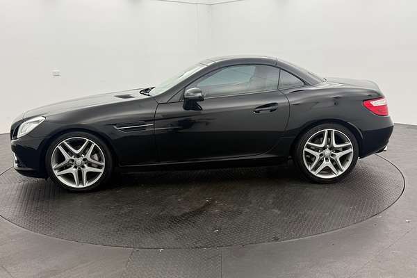 2011 Mercedes-Benz SLK-Class SLK200 BlueEFFICIENCY R172