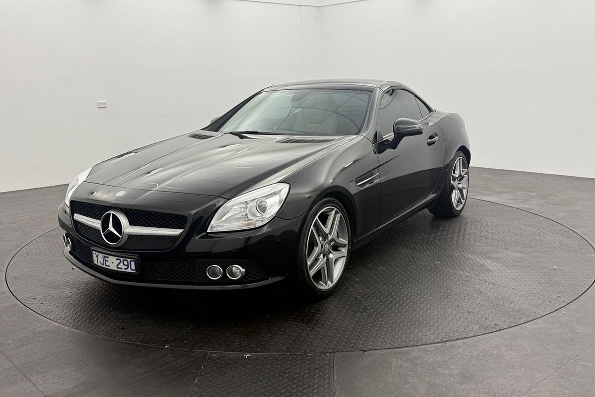 2011 Mercedes-Benz SLK-Class SLK200 BlueEFFICIENCY R172