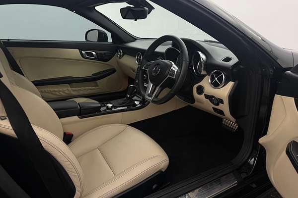2011 Mercedes-Benz SLK-Class SLK200 BlueEFFICIENCY R172