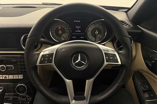 2011 Mercedes-Benz SLK-Class SLK200 BlueEFFICIENCY R172