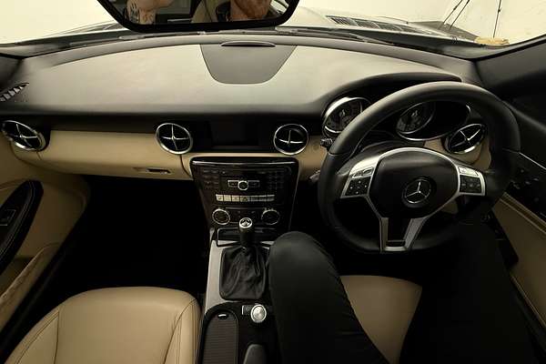 2011 Mercedes-Benz SLK-Class SLK200 BlueEFFICIENCY R172