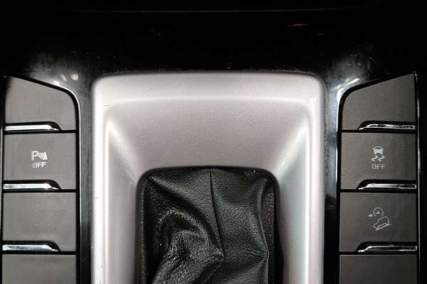 2023 Isuzu MU-X LS-T