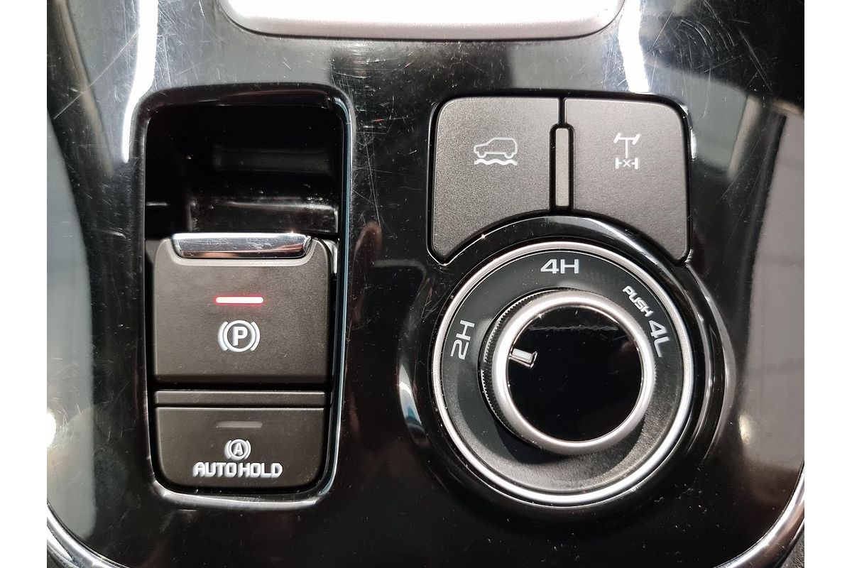 2023 Isuzu MU-X LS-T