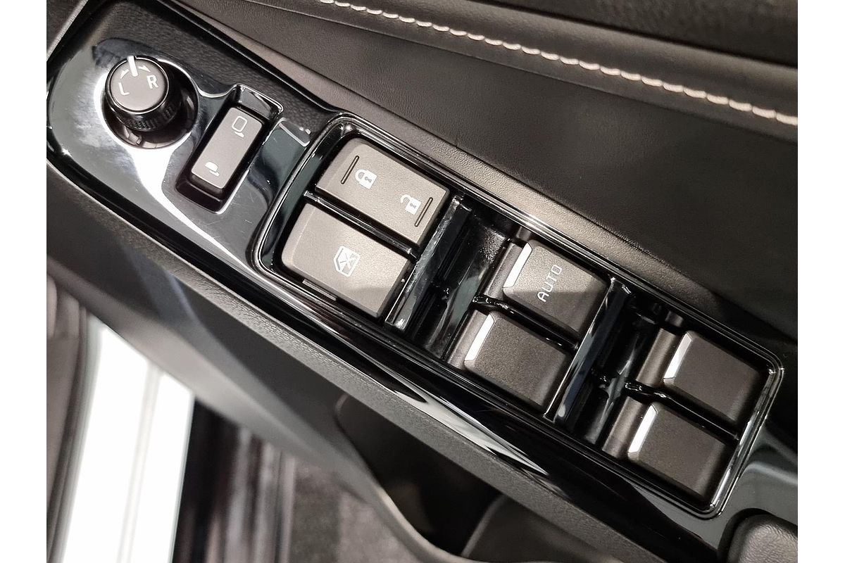 2023 Isuzu MU-X LS-T