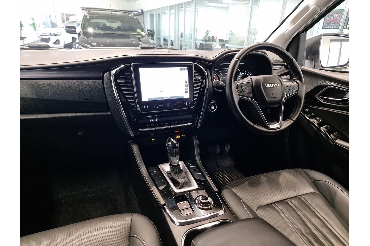 2023 Isuzu MU-X LS-T