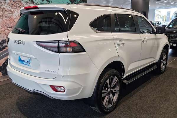 2023 Isuzu MU-X LS-T