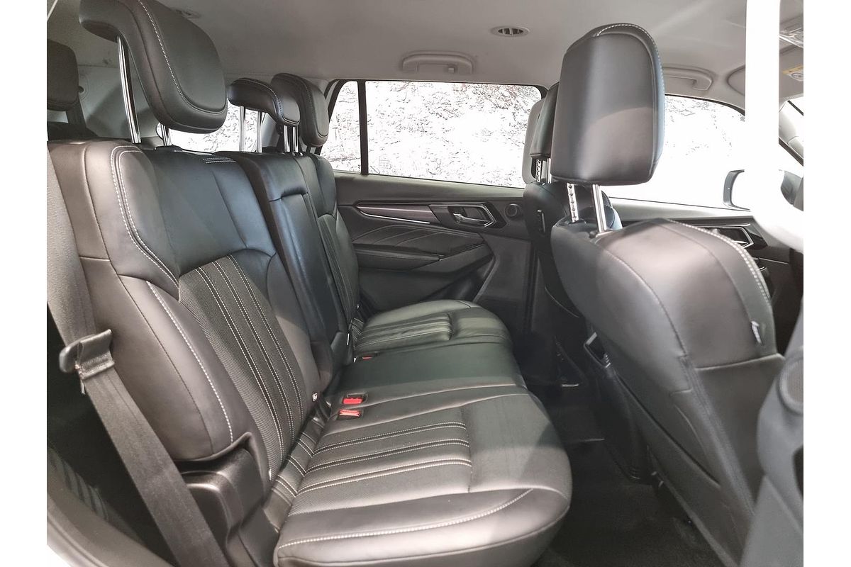 2023 Isuzu MU-X LS-T