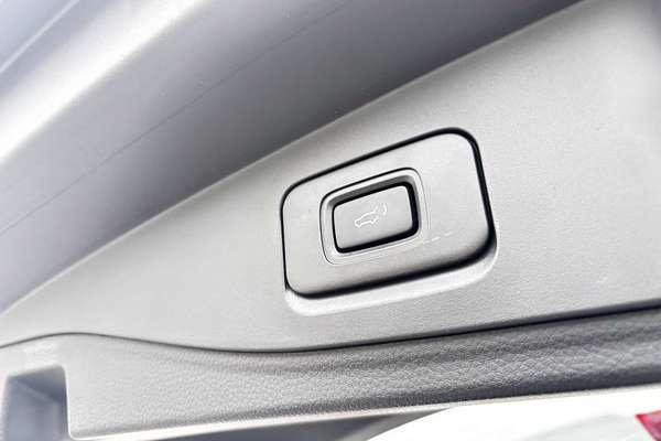 2025 Isuzu MU-X LS-U