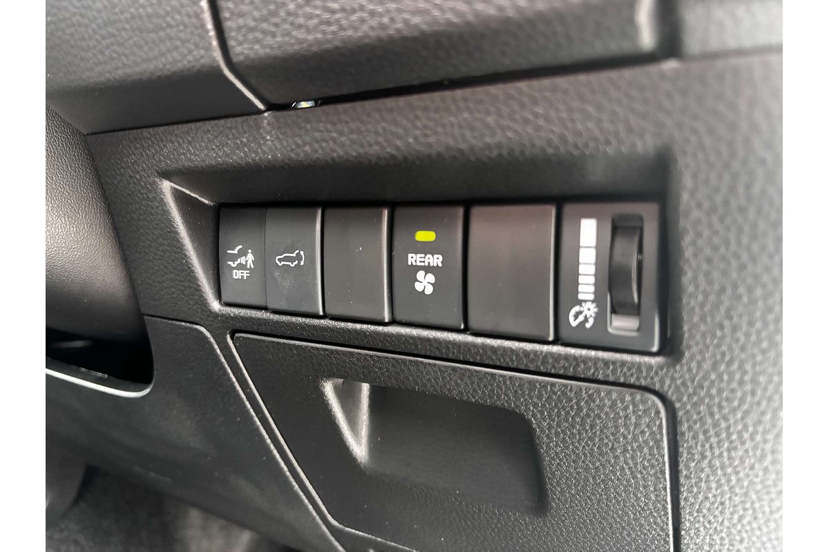 2025 Isuzu MU-X LS-U