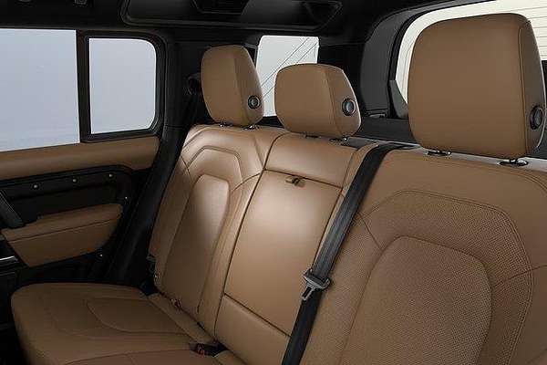 2025 Land Rover Defender 110 D350 X-Dynamic HSE L663