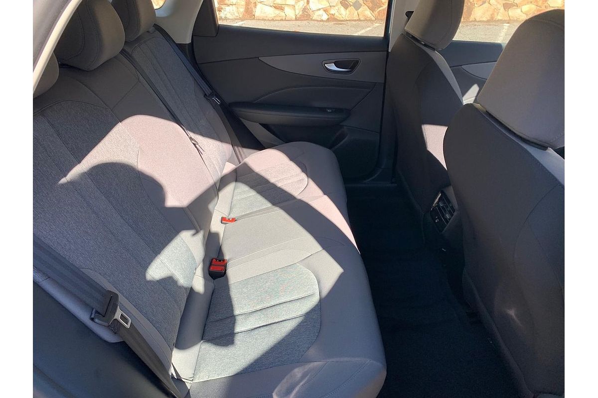 2025 MG MGS5 EV Essence 49 ZS3EM