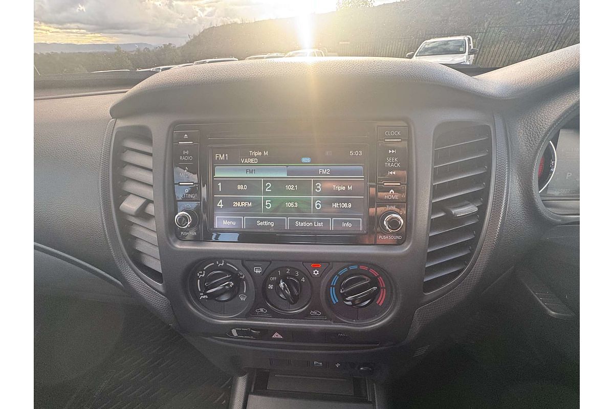 2021 Mitsubishi Triton GLX MR 4X4