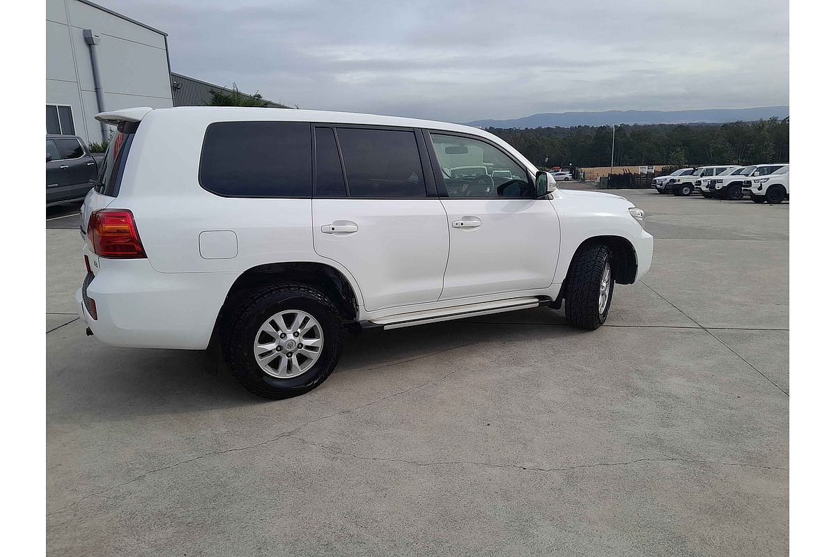 2015 Toyota Landcruiser GXL VDJ200R