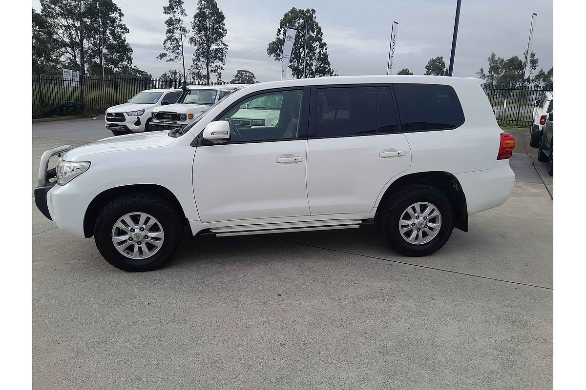 2015 Toyota Landcruiser GXL VDJ200R