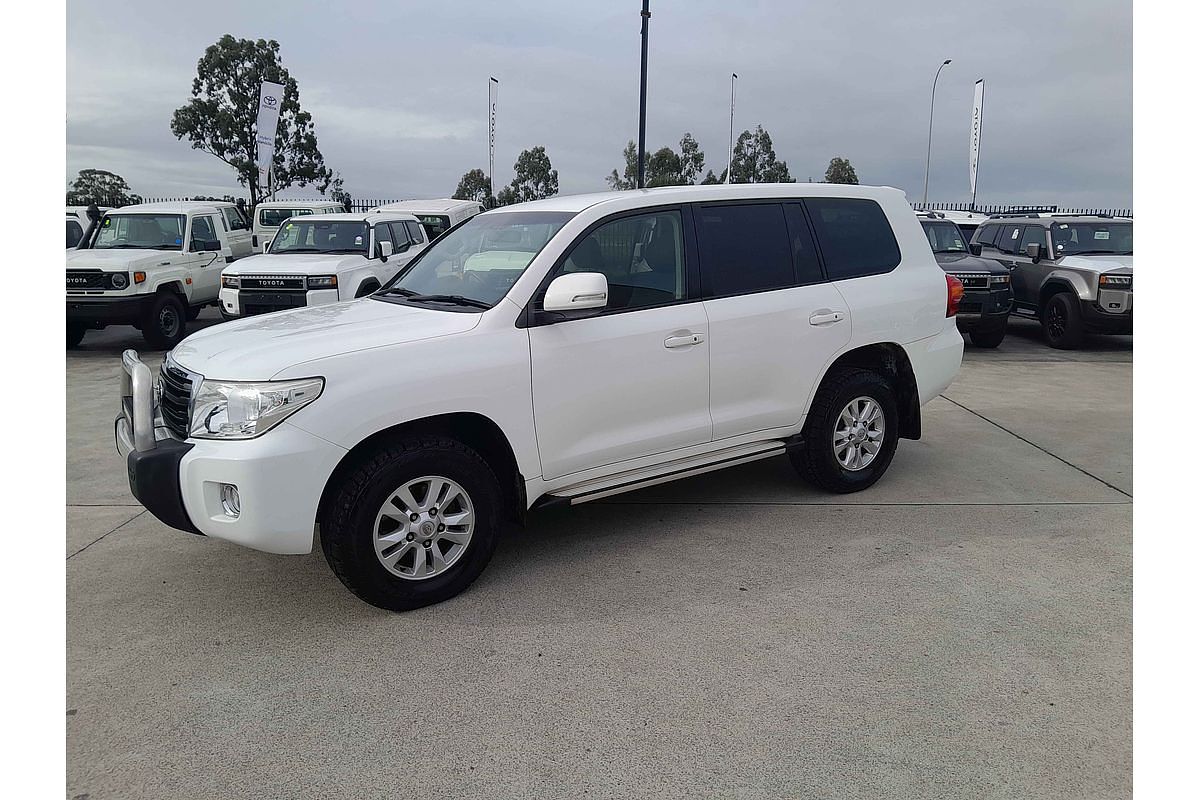 2015 Toyota Landcruiser GXL VDJ200R