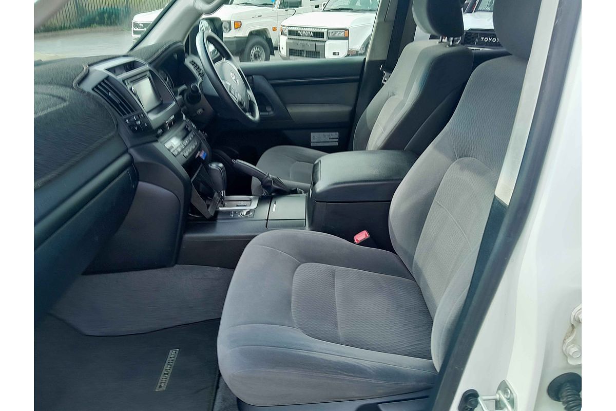 2015 Toyota Landcruiser GXL VDJ200R