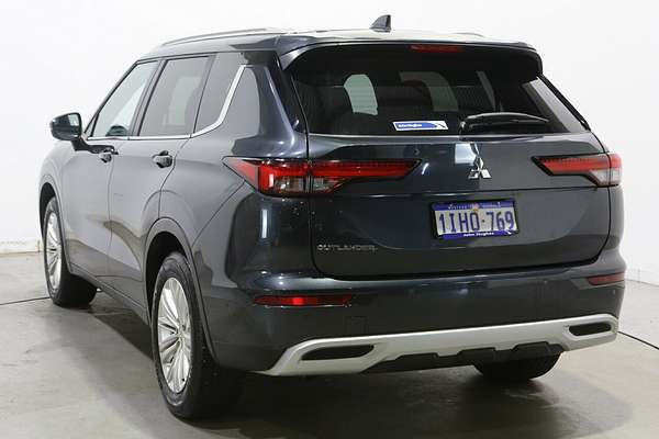 2024 Mitsubishi Outlander LS ZM