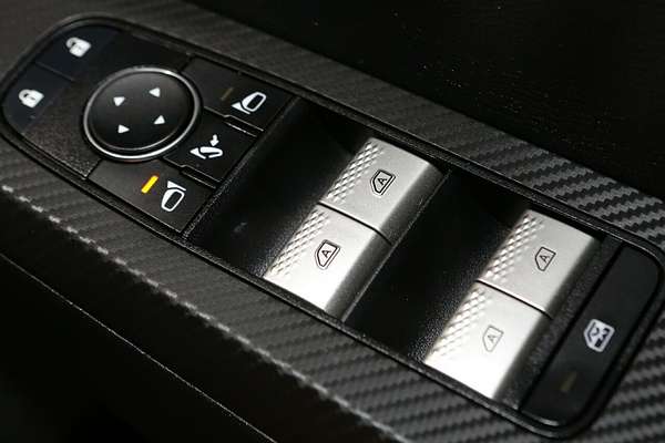2024 Mitsubishi Outlander LS ZM