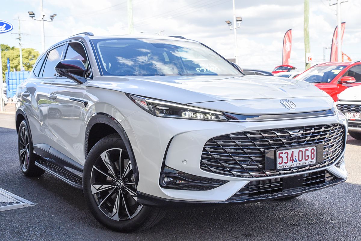 2025 MG HS Super Hybrid Essence AS33P