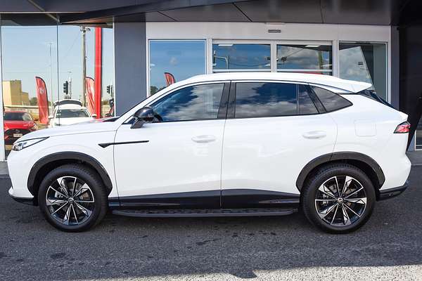 2025 MG HS Super Hybrid Essence AS33P