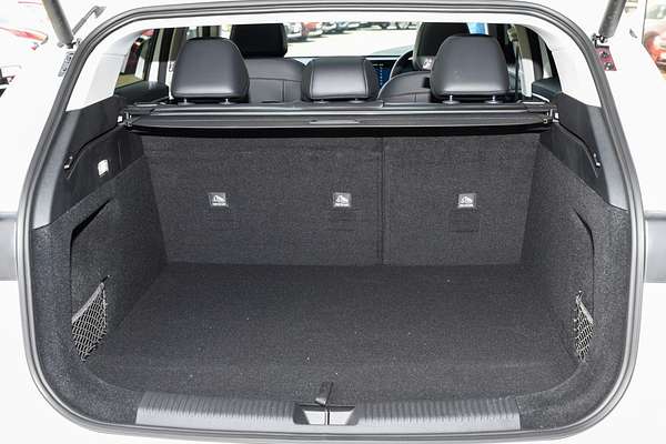 2025 MG HS Super Hybrid Essence AS33P