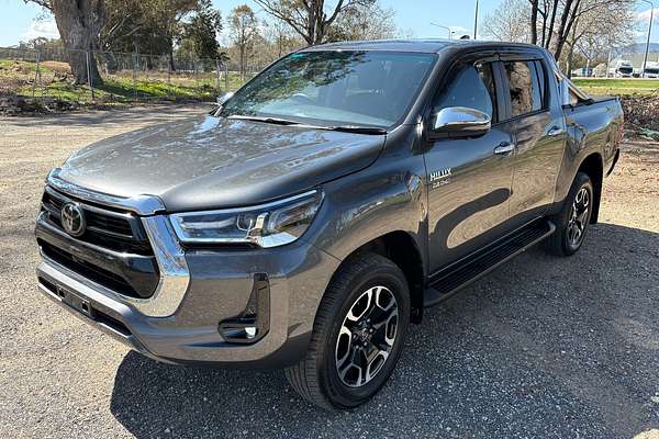 2023 Toyota Hilux SR5 GUN126R 4X4