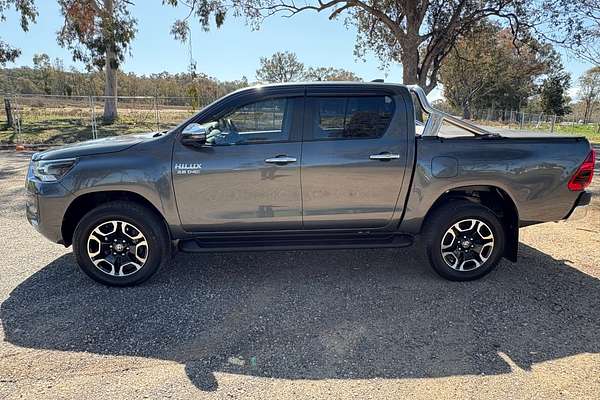 2023 Toyota Hilux SR5 GUN126R 4X4