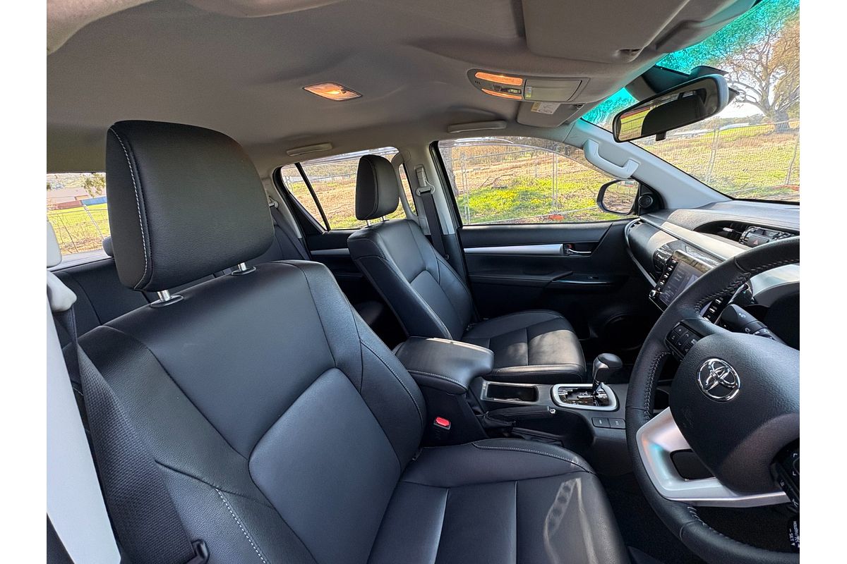 2023 Toyota Hilux SR5 GUN126R 4X4