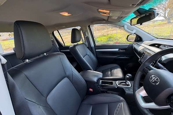 2023 Toyota Hilux SR5 GUN126R 4X4