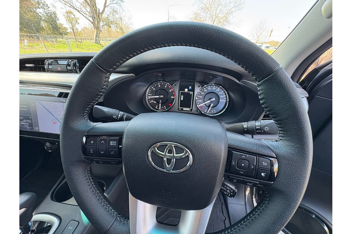 2023 Toyota Hilux SR5 GUN126R 4X4