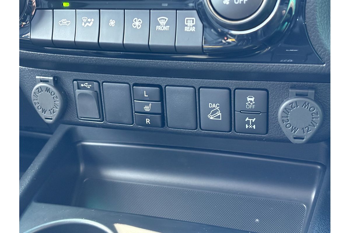 2023 Toyota Hilux SR5 GUN126R 4X4