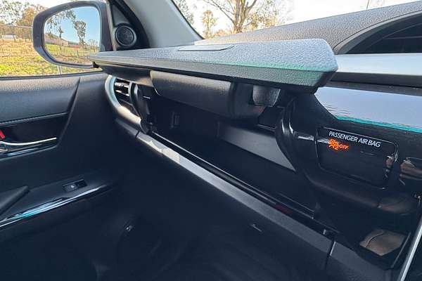 2023 Toyota Hilux SR5 GUN126R 4X4