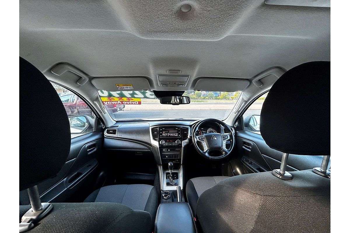 2021 Mitsubishi Triton GLX-R MR 4X4