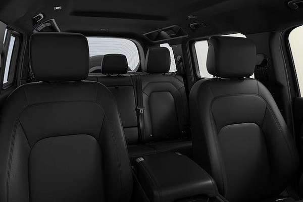 2025 Land Rover Defender 110 D350 X-Dynamic SE L663