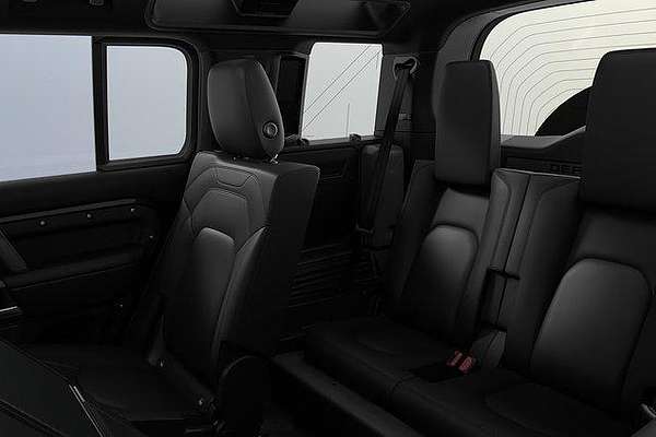 2025 Land Rover Defender 110 D350 X-Dynamic SE L663