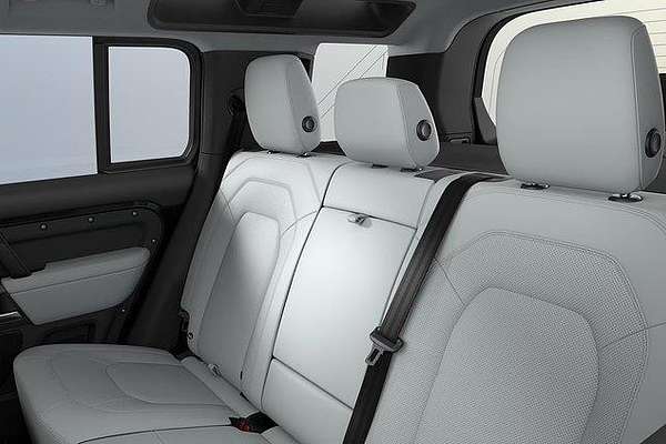 2025 Land Rover Defender 110 D350 X-Dynamic HSE L663